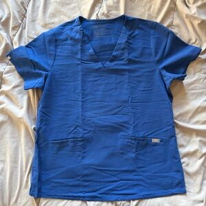 Figs women’s winning blue scrub set